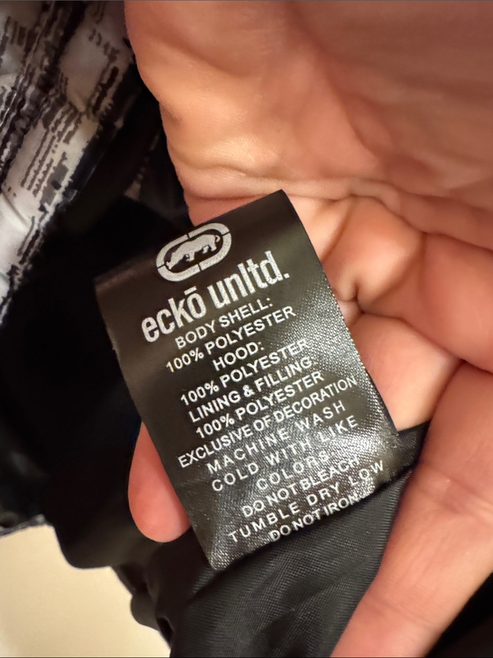 EUC ecko unltd. Hoodie Puffer Vest // M - Picture 8 of 8